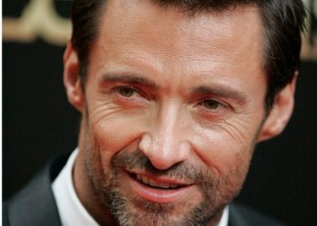 휴 잭맨, 13세 연상 아내와 결혼 27년만 이혼 ‘충격’