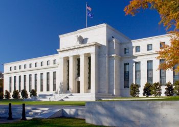 연내 금리 인상 시사한 연준…’매파적 동결’ 배경은