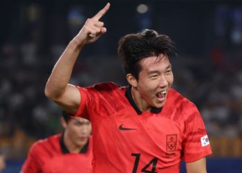 바레인 3-0 완파…3경기 16골, 키르기스탄과 ’16강’전