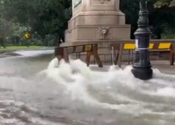 뉴욕시 ‘시간당 101mm’ 집중호우…비상사태 선포(영상)