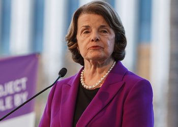 ‘최고령’ 다이앤 파인스타인 상원의원 별세…향년 90세