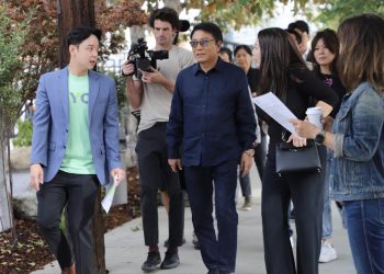 이수만, LA 나무심기 프로젝트 50만달러기부…한인타운 출범