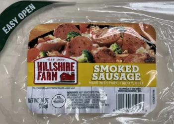 ” 소시지 먹다 이 부러질 뻔” 유명 훈제소시지 제품 리콜