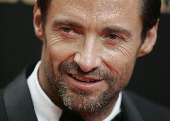 휴 잭맨, 13세 연상 아내와 결혼 27년만 이혼 ‘충격’