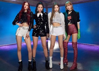 블랙핑크 제니·지수·리사 이적설…YG 주가 13% 폭락