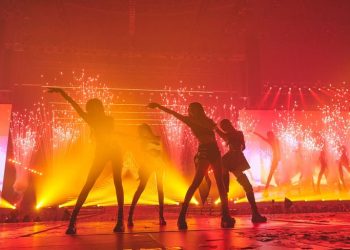 제니·지수 1인 기획사 주장도…블랙핑크 재계약 說說說