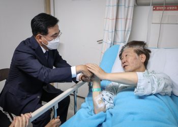 ‘방탄단식’ 자인 이재명, 단식중단…26일 영장심사 출석