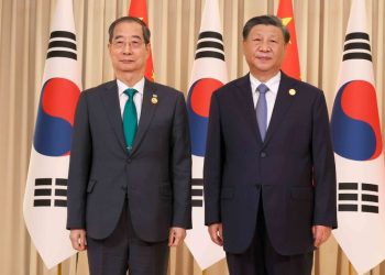 한 총리∙시 주석 회담…시진핑 “방한 검토 중…한중일 정상회의 환영”