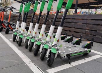 프랑스 파리 공용 전동스쿠터 전면 사용 금지