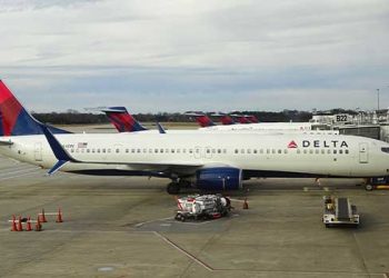 애틀란타발 델타, 승객 설사때문 회항 “악취”