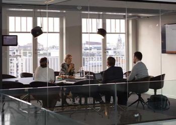 캘리포니아 유급병가 3일에서 5일로 확대…뉴섬 서명 남아