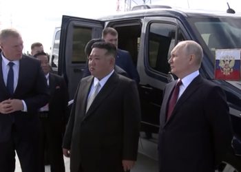 “북한, 러시아에 컨테이너 1000개 이상 분량 군수품 제공”