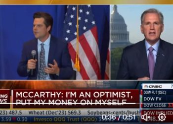 “매카시 해임은 ‘성매매 의혹’ 게이츠 의원의 보복”