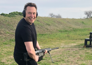 “음모론 SNS 글” 머스크, 100만달러 명예훼손 소송 당해