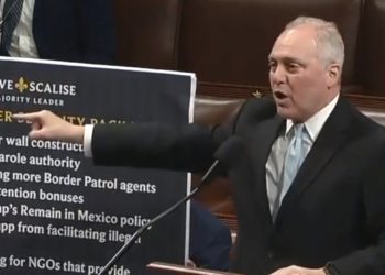 하원의장 후보에 스컬리스 원내대표…’트럼프 지지’ 조던 눌러(영상)