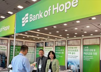 “미국 진출은 대표 한인은행 뱅크오브호프와 함께”