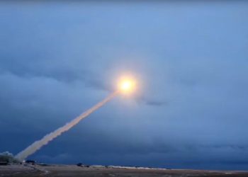 푸틴 “신형 핵미사일 시험 성공적”(영상)