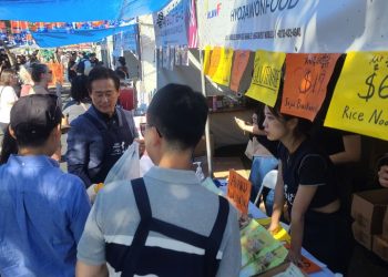 LA서 잇따라 완판, 대박 계약 이어져…완도, 홍천, 안동 등 수백만달러씩 수출계약 성사