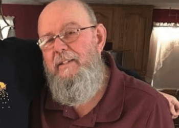 [이사람] 총기난사 아수라장서 끝까지 아이들 지키고 숨진 할아버지