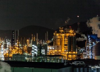 요동치는 국제유가 …에너지 대란 재연 우려