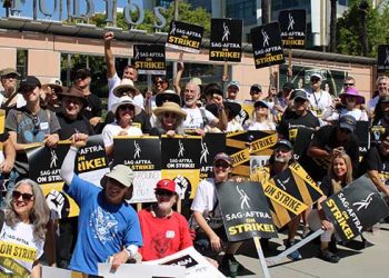 ‘여전히 파업 중’ 배우조합, 제작자협과 다시 협상 테이블