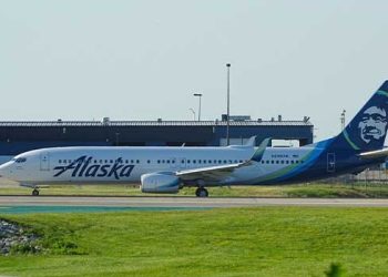 알래스카항공 조종사, 비행 중 항공기엔진 셧다운 시도 “대참사 날뻔”