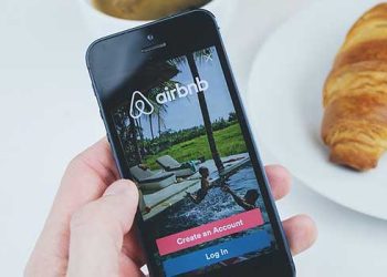 에어비앤비, 할로윈 무단파티 검사강화..1박2일 예약자 집중조회