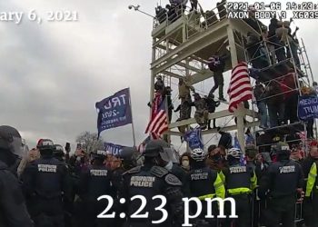 의사당 폭동 가담자, 법정서 판·검사 모욕 3개월 금고형