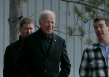 백악관 전 고문 “바이든 2024년 대선 중도하차 해야”