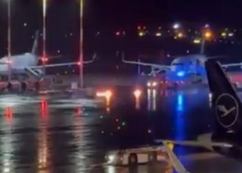 ‘양육권’ 다툼에…공항서 4살배기 딸로 무장인질 소동