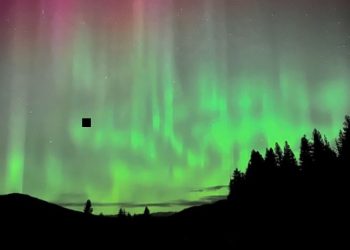 북극권서 보이던 오로라, 미국서도 관측..강력한 태양폭풍