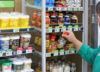 BBC, 한국 편의점 여직원 폭행 사건 집중 조명