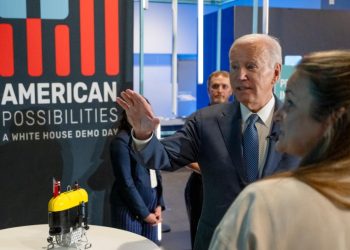 “역시 진짜 표심은 달라”…민주당, 4개주 선거 승리에 안도