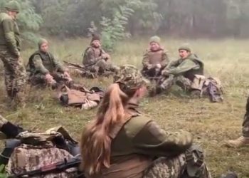 ‘병력부족’ 우크라, 여성도 60세까지 입대