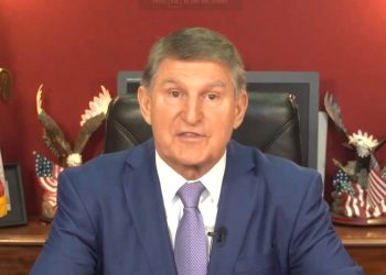 WSJ “민주당 맨친 상원의원 대선 출마 가능성 커”