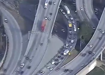 (5보) ” 10번 Fwy 12월에나 재개통” … 노숙자 방화 가능성 제기(영상)