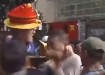 ‘시진핑 방문’ 샌프란시스코서 친중·반중 맞불시위(영상)