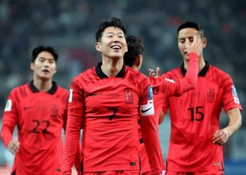 한국 축구, 월드컵 첫 예선전 싱가포르에 5-0 대승