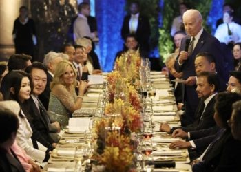 바이든, APEC 정상 만찬서 ‘윤석열 아메리칸 파이’ 소개