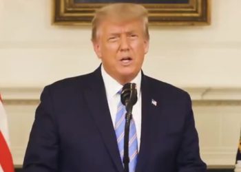 “트럼프, 유죄 받으면 대선 이겨도 의회서 탄핵”