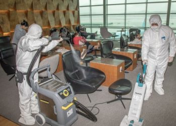 “빈대 막아라”… 인천공항 빈대 방역 비상’