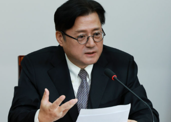 홍익표, 최강욱 ‘암컷 발언’ 사과…”엄정하게 대처할 것”