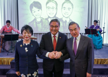 RAND연구소 “윤정부의 대중국 ‘당근과 채찍 정책’ 성공적”