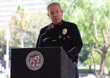 “정신 바짝 차려야”..연말 각종 사기, 강절도, 소매치기 기승..치안비상