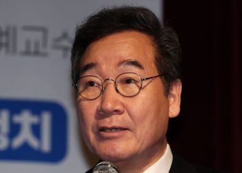 이낙연, “이재명, 법원 다니느라 일은 언제 하나”직격