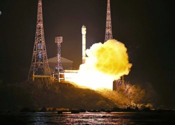 “북한 정찰위성 발사 성공, 러 기술 지원 없었다”