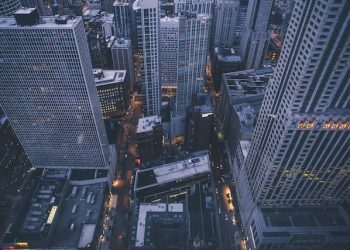 무디스 미 신용등급 전망 “부정적”으로 낮춰