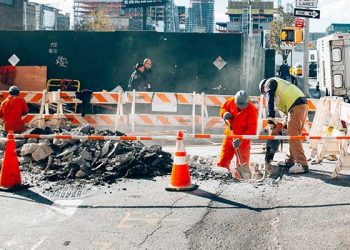 하시엔다하이츠 대형 상수도관 파열…밤새 물난리, 산사태