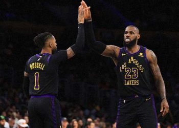 르브론, 3만9000점 돌파…NBA 사상 최초