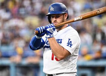 다저스, 주포 먼시와 2년 2400만 달러에 연장 계약